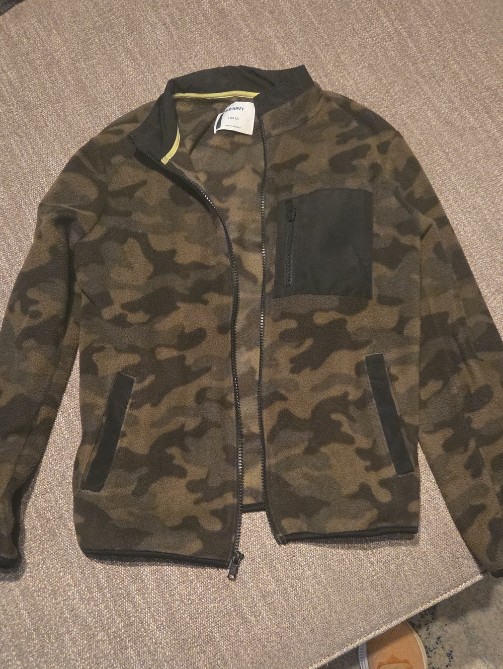 Old Navy Boy's Olive Camo Fleece Zip Jacket